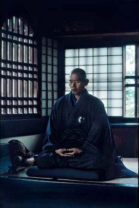 japanese man meditating