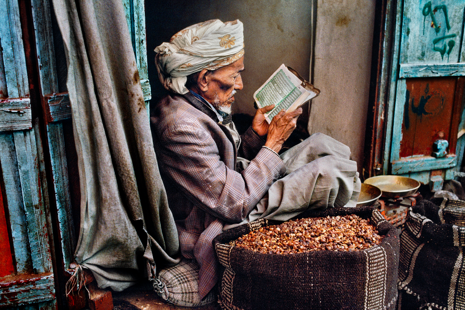 Man reading in Sana'a, Yemen